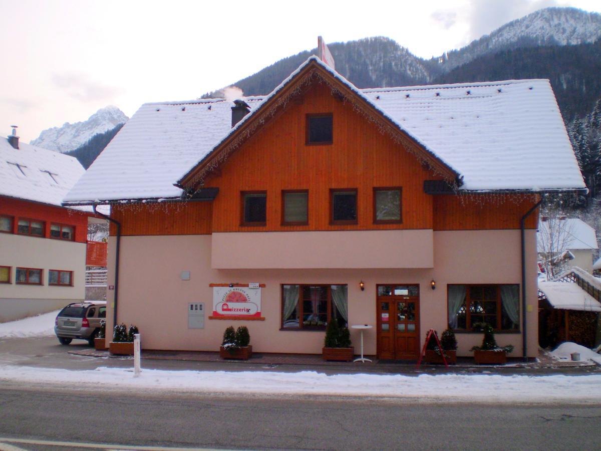 Apartment And Rooms Maraton Kranjska Gora Extérieur photo