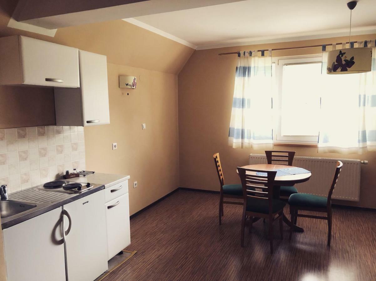 Apartment And Rooms Maraton Kranjska Gora Extérieur photo